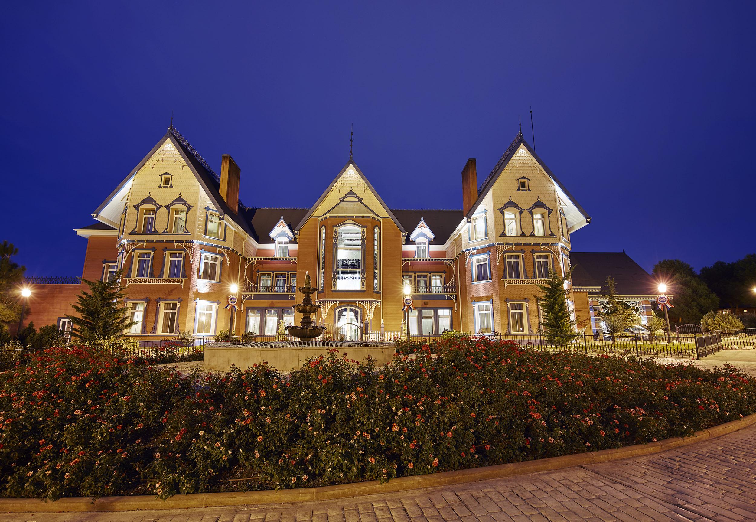 Portaventura Hotel Lucy'S Mansion - Includes Unlimited Access & Express Wristband To Portaventura Park & Ferrari Land Salou Exterior photo